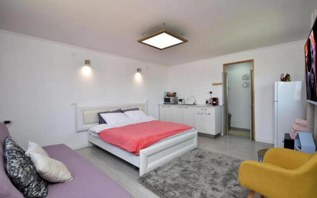 Suite Golan