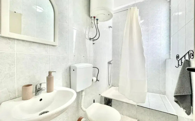 B&M Holiday Rooms