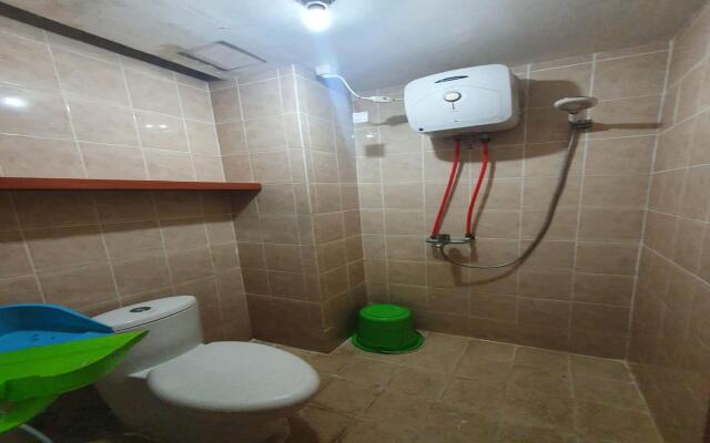 Apartment Pinewood by Santoso Studio