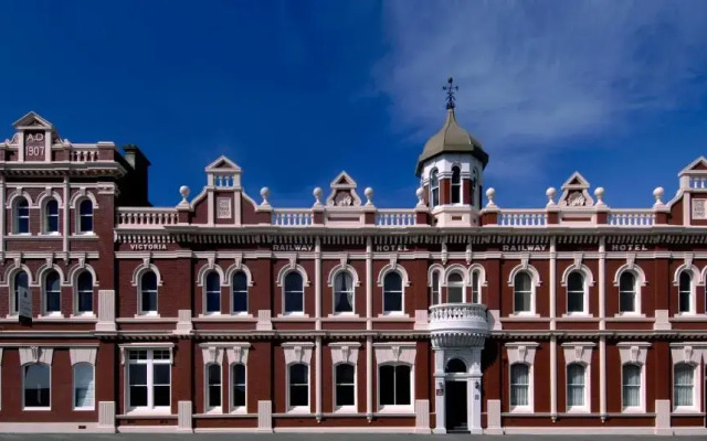 Victoria Railway Hotel