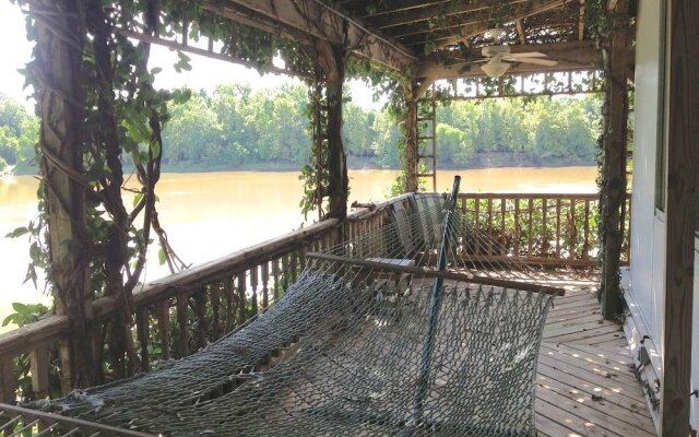 Atchafalaya River Lodge