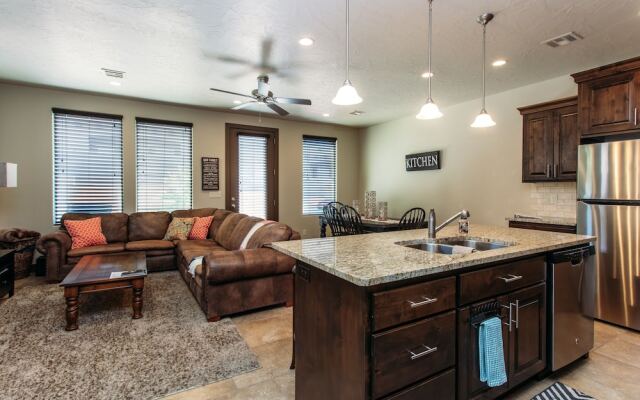 Vacation Station 3 Bedroom Apts