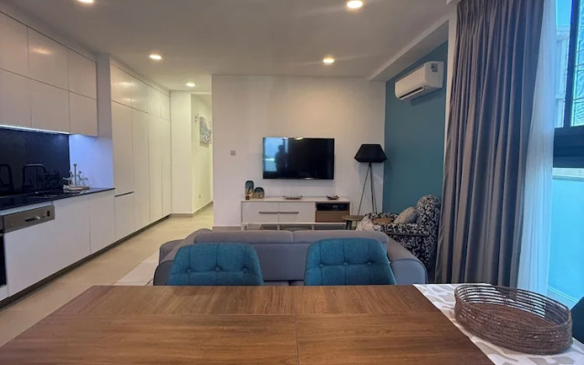 Kinville  Suites - Cantonment Living