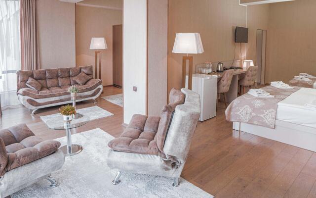 Pino Vere Palace Hotel