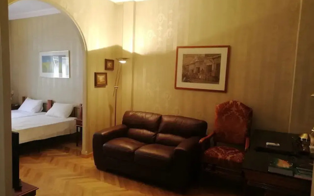 Classy 3Bedroom apartment in Kolonaki