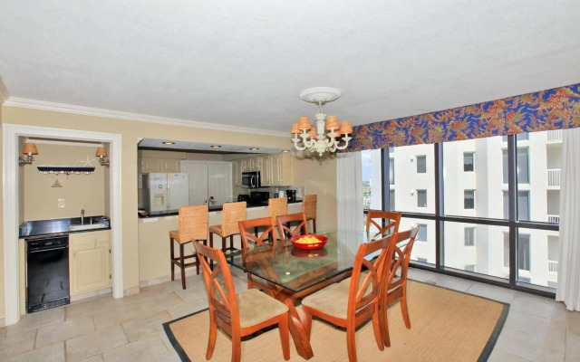 Emerald Towers by Panhandle Getaways