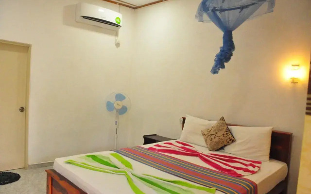 The Rock View Homestay Sigiriya
