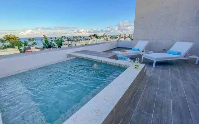 Super Chic and new Penthouse Steps From the Beach