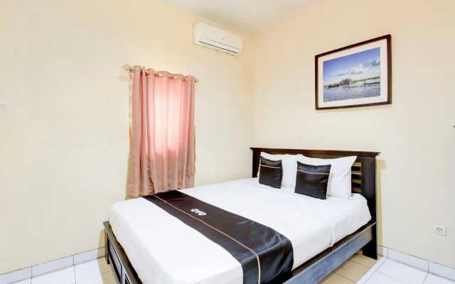 Collection O Stasiun Pekalongan Near Stasiun Kereta Api Formerly Hotel Indah