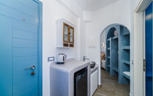 Aegean Blue Luxury Suites