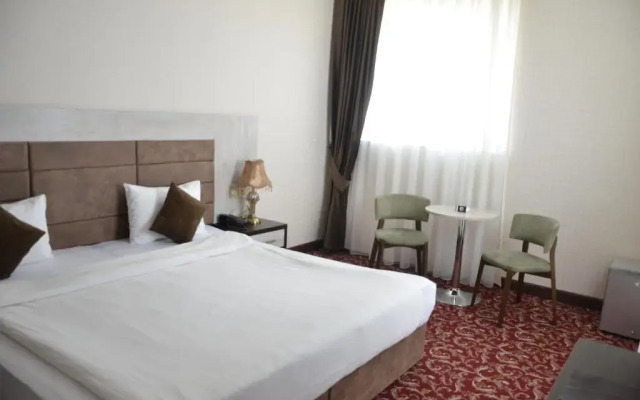 Piano Hotel Baku