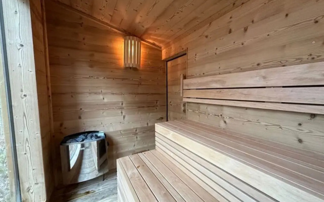 Holiday Home 2 Under the Trees