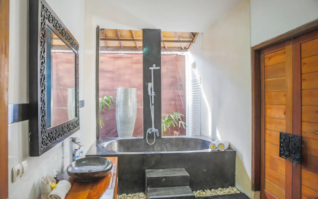 Villa Bali Caviar