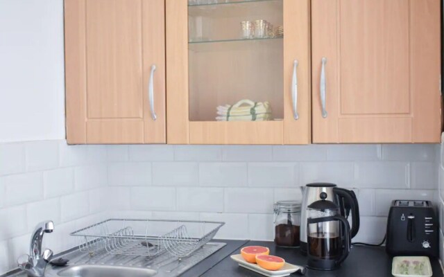 Bright 1 Bedroom Apartment in the Centre of Brighton