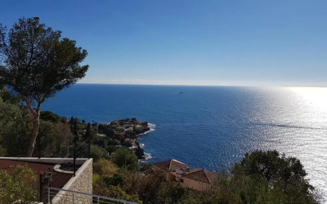 Vue mer.Tranquilité.Cap d'Ail à 10 mn de MONACO