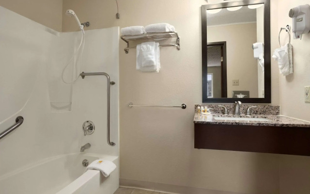 Days Inn & Suites by Wyndham Gunnison