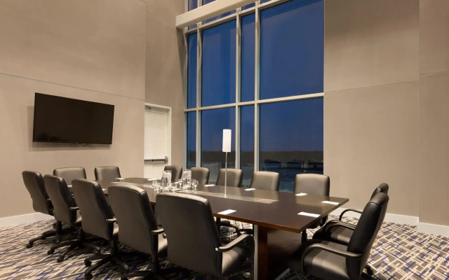 Embassy Suites by Hilton Kansas City Olathe