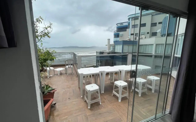 Itapema - 8 pessoas 3 quartos - Frente p Mar