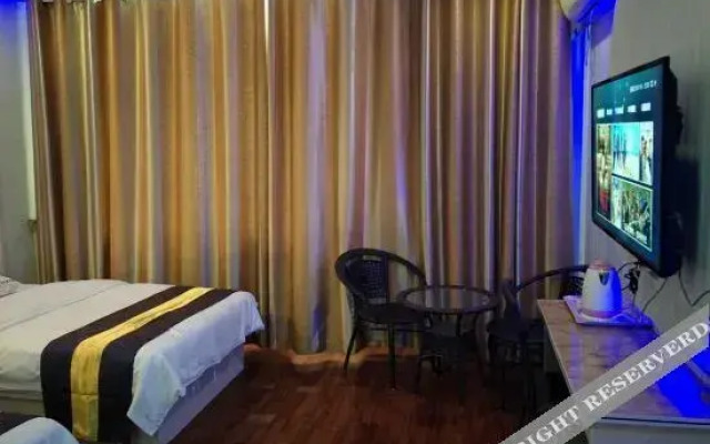 Zhengzhou Zhonghe Hotel (Exhibition Center Store)