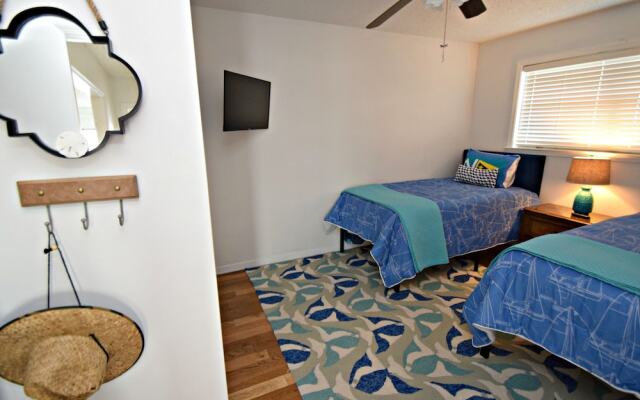 Lagoon Lanai 4 Bedroom Home