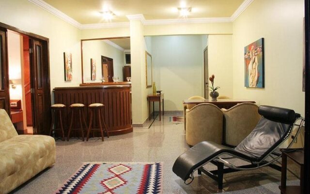 Dimas Lessa Hotel