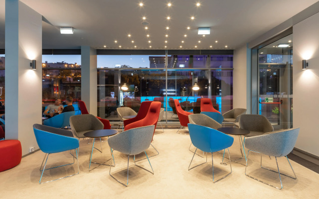 Holiday Inn Express Lisbon - Alfragide by IHG