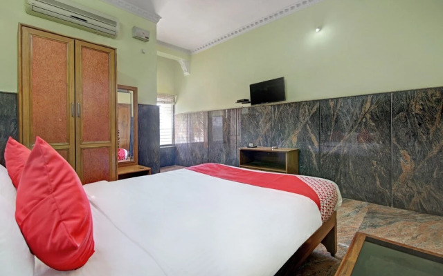 OYO 29039 Hotel Jyothi International