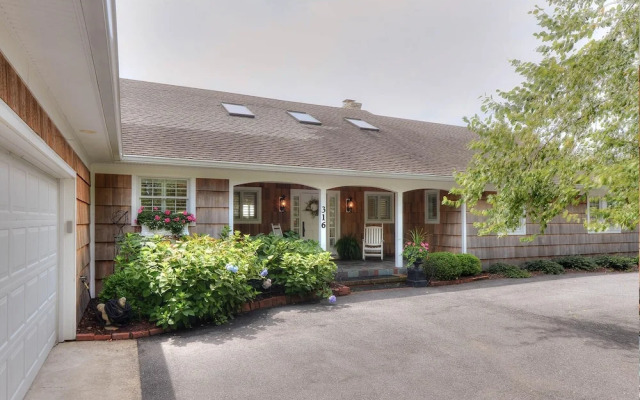 Salisbury Street 316