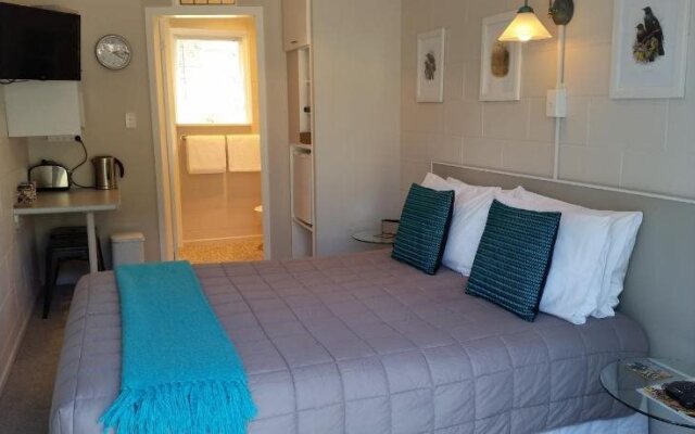 Brookby Motel