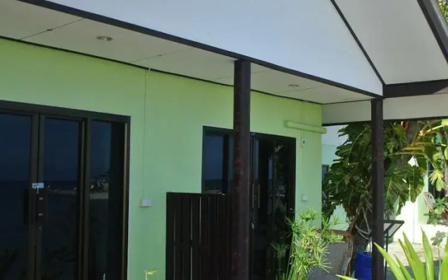 Noname Bungalow