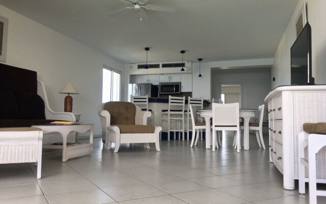 Sapphire Beach Club Resort