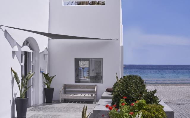 Makris Beach Hotel