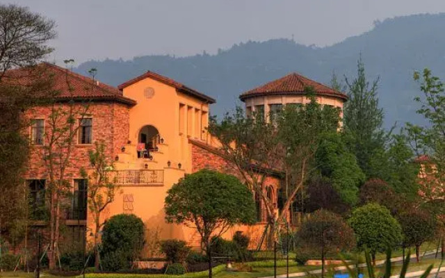 Ka CEO Resorts Hotel (Pujiang Daxigu)