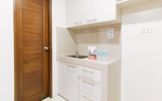 RedDoorz near Fernwoods Garden Quezon City