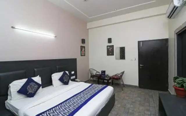 Hotel Parichay by OYO Rooms