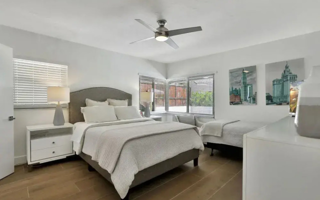 Ocean Breeze Villa 3 Bdr, Pool