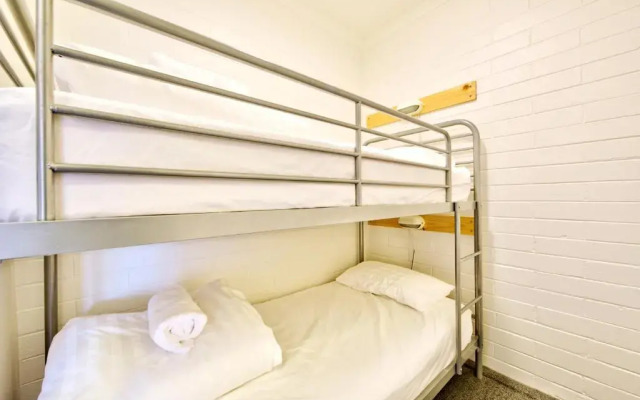 Snow Ski Apartments 28