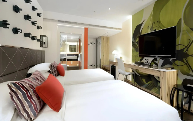 Chateau Beach Resort