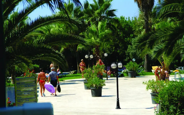 Süral Saray Resort & SPA (+16)