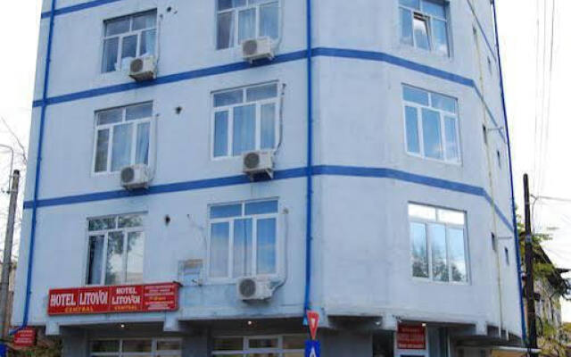 Hotel Litovoi Central