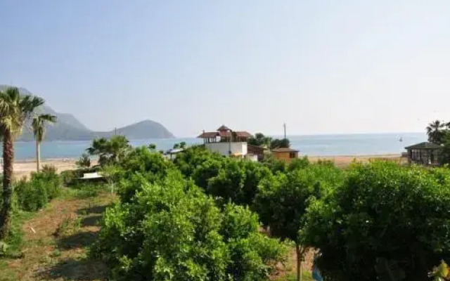 Öz Likya Pension