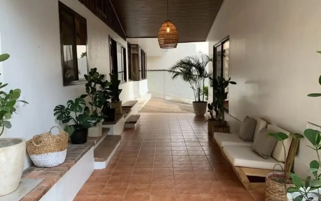 Few Steps to Beach Private Pool and Jacuzzi