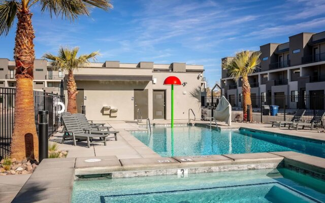 St George Retreat #15 by RedAwning