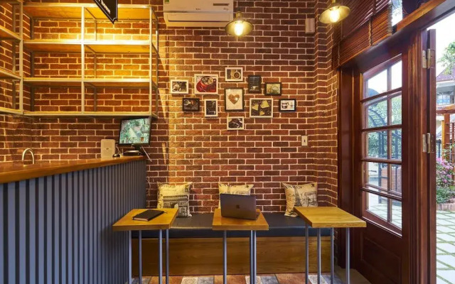 Little Colmar - Homestay & Pottery Studio