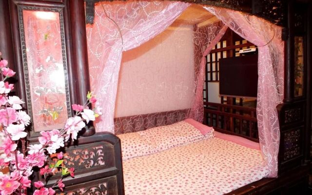 Lotus Root Inn- Xitang