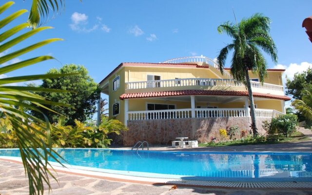 Four Bedroom Villa with Private Pool, Ocean View