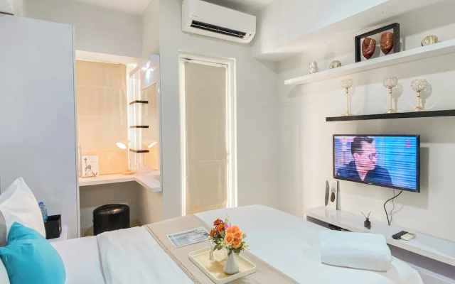 Cozy Living Studio With Direct Access To Pool, Gym And Playground At Springlake Summarecon Bekasi – Guest Rooms – Bekasi