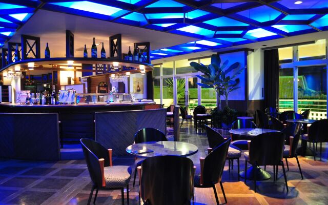 Rizzan Sea Park Hotel Tancha Bay
