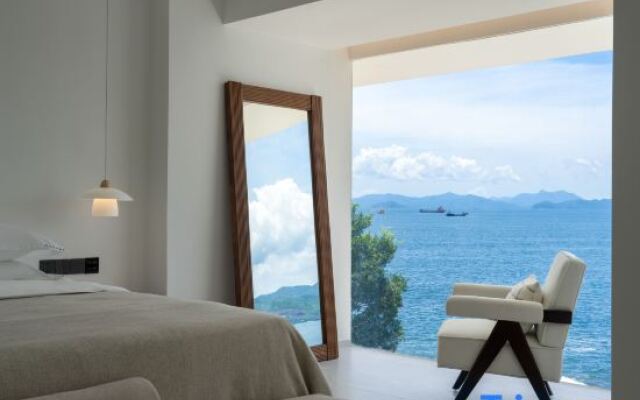 Secret Field · Shenzhen Kamakura Maze Reef Sea View Hotel