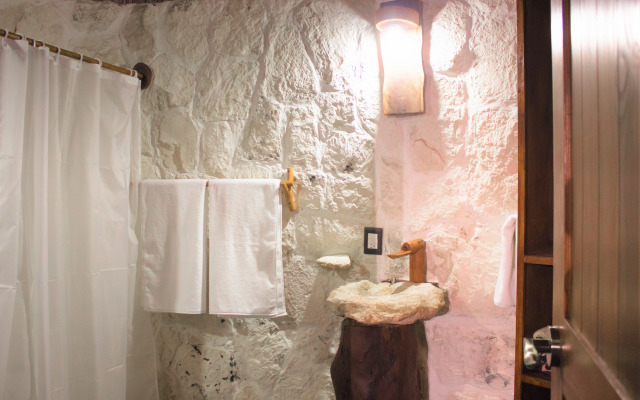 Aldea Maya-Ha Cabañas con cenotes